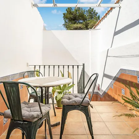 Front In Apartamento