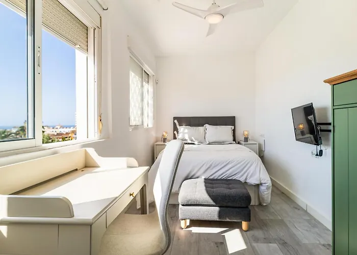 Front In Apartamento Torremolinos